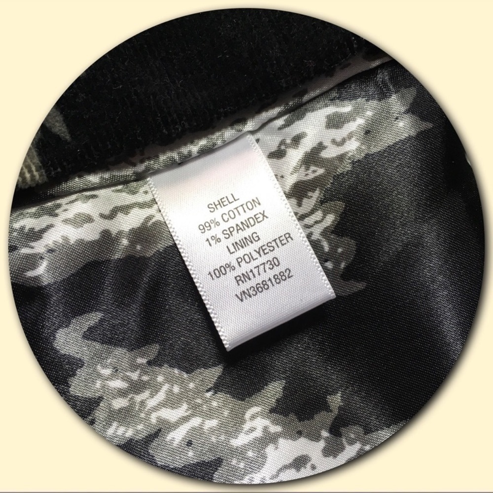 GO International Ebony Black/Gray/White
Abstract Print Corduroy Skirt. Sz 7 NWT! - Picture 4 of 5